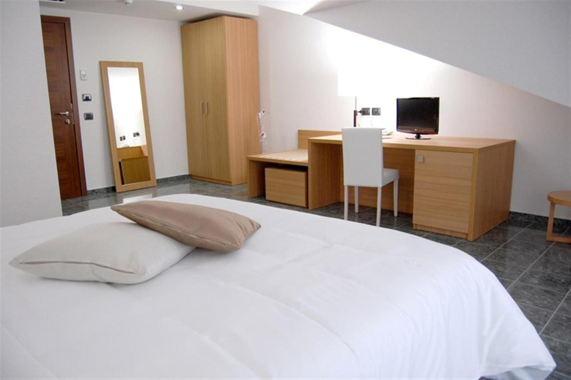 Vea Resort Hotel Mercato San Severino Ngoại thất bức ảnh