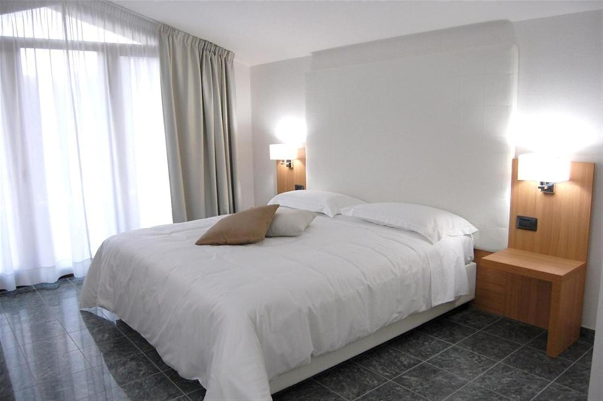 Vea Resort Hotel Mercato San Severino Ngoại thất bức ảnh