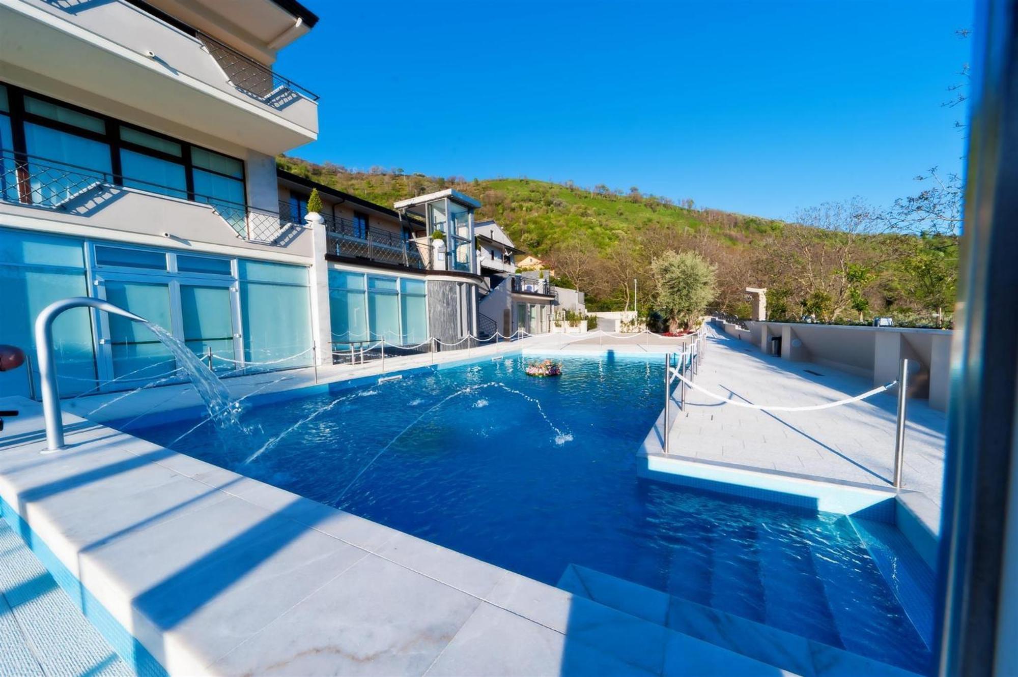 Vea Resort Hotel Mercato San Severino Ngoại thất bức ảnh