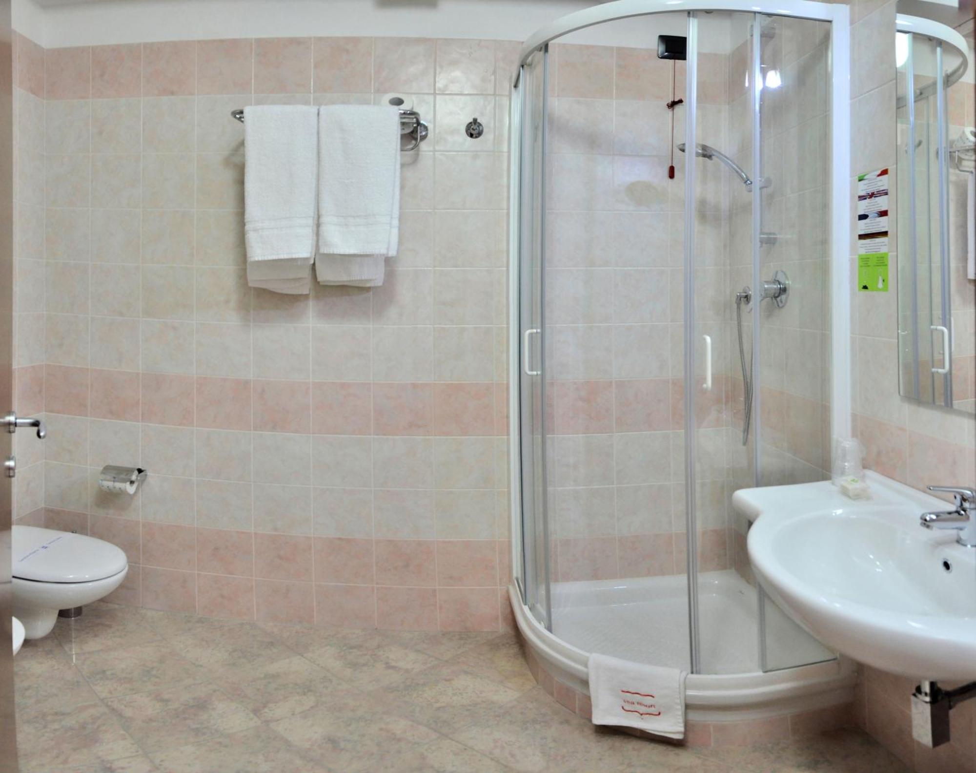 Vea Resort Hotel Mercato San Severino Phòng bức ảnh