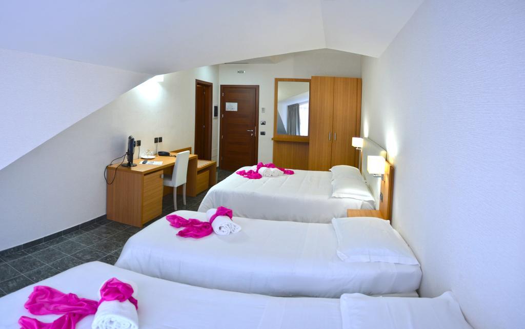 Vea Resort Hotel Mercato San Severino Phòng bức ảnh