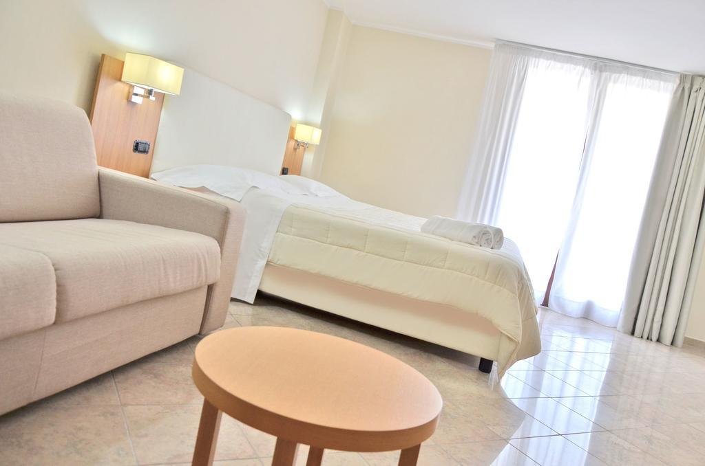 Vea Resort Hotel Mercato San Severino Ngoại thất bức ảnh