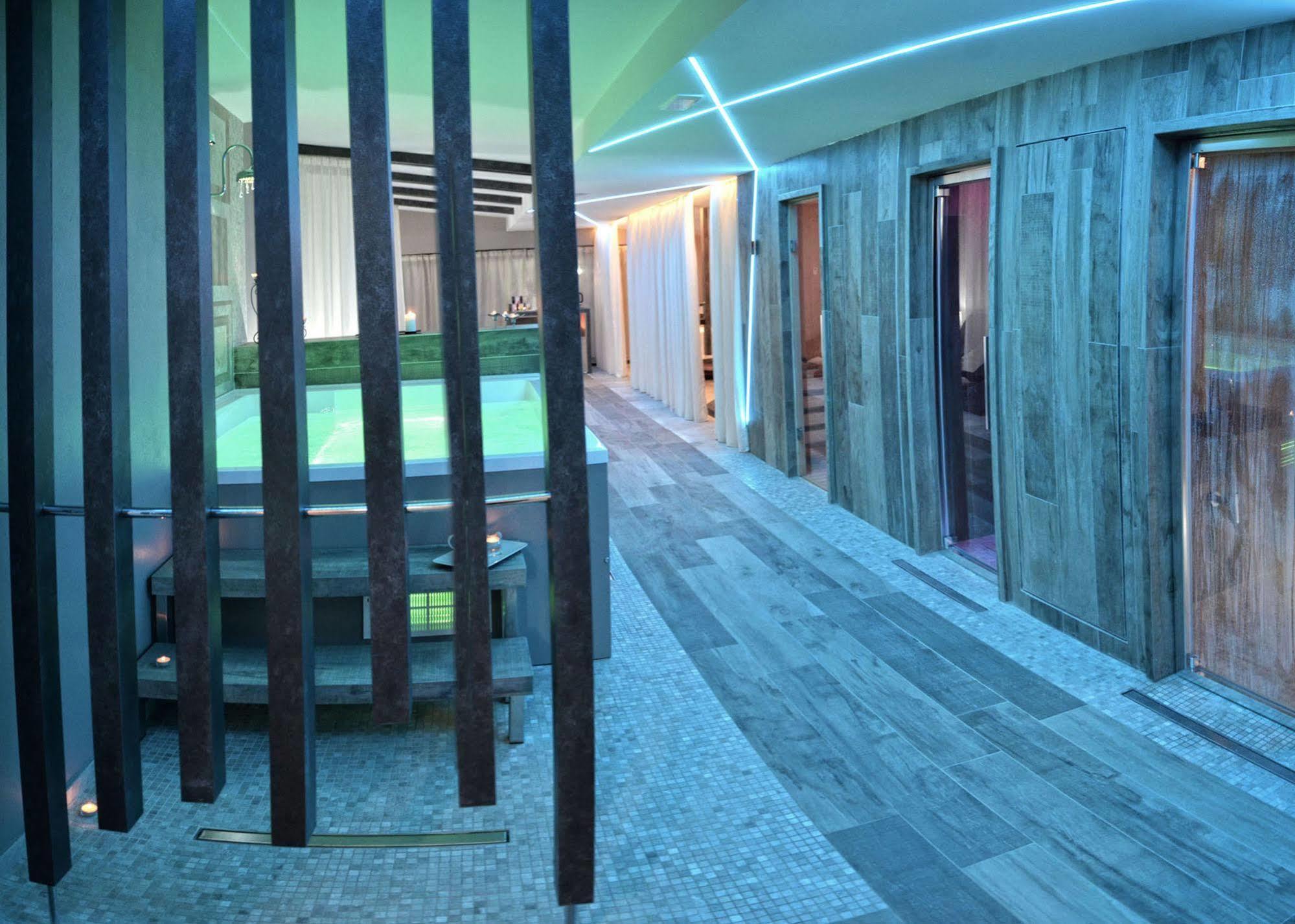 Vea Resort Hotel Mercato San Severino Ngoại thất bức ảnh